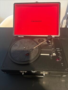 Crosley Portable Suitcase Turntable in Black with Red Liner